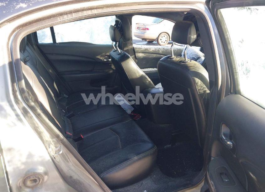 Photo 8 of 2013 Chrysler 200 LIMITED (VIN 1C3CCBCG8DN583388)