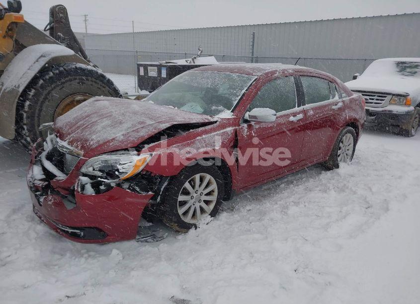 Photo 2 of 2013 Chrysler 200 LIMITED (VIN 1C3CCBCG8DN683863)