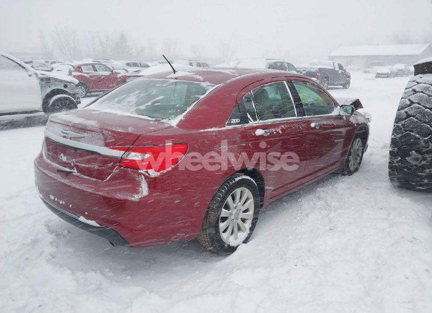 Photo 4 of 2013 Chrysler 200 LIMITED (VIN 1C3CCBCG8DN683863)