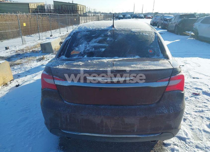 Photo 16 of 2012 Chrysler 200 LIMITED (VIN 1C3CCBCG9CN226817)