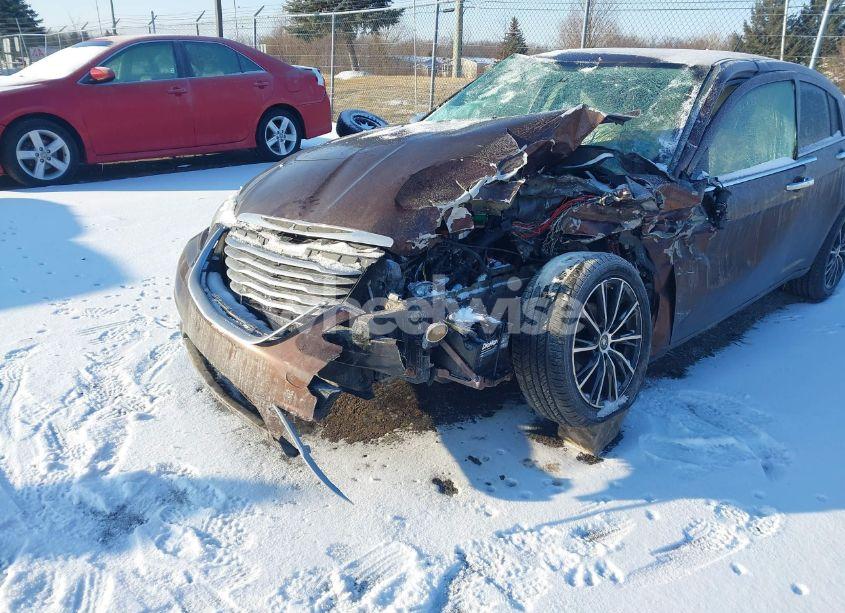 Photo 2 of 2012 Chrysler 200 LIMITED (VIN 1C3CCBCG9CN226817)