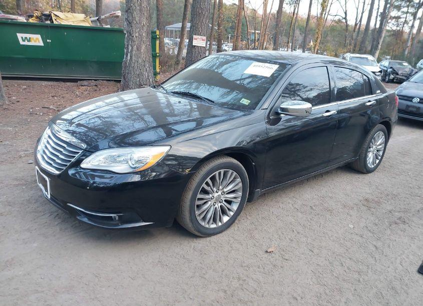 Photo 2 of 2013 Chrysler 200 LIMITED (VIN 1C3CCBCG9DN503371)