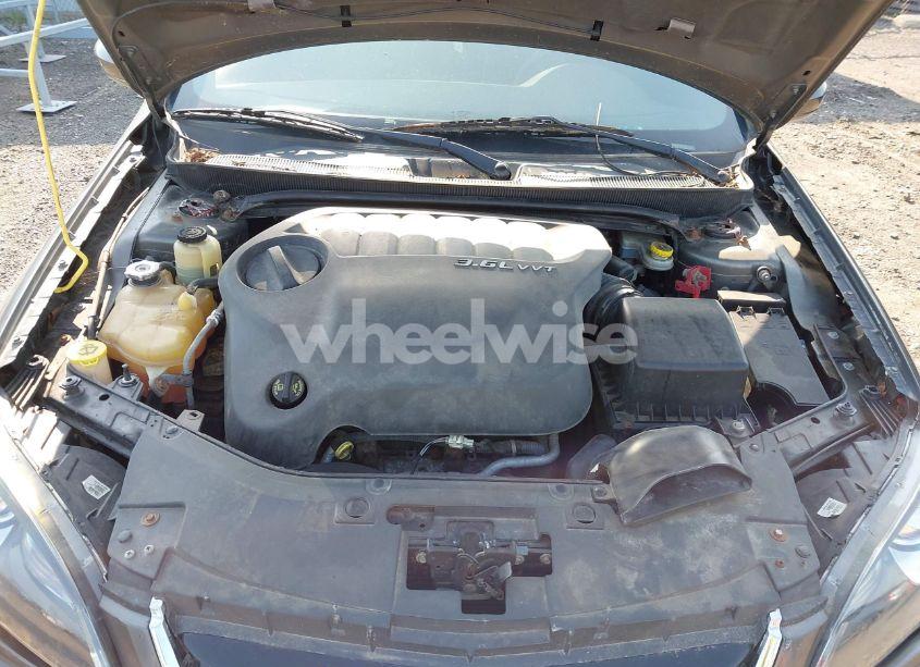 Photo 10 of 2013 Chrysler 200 LIMITED (VIN 1C3CCBCG9DN520557)