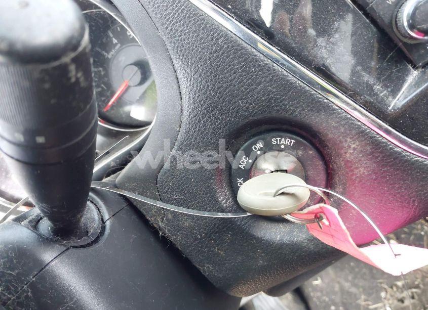 Photo 11 of 2013 Chrysler 200 LIMITED (VIN 1C3CCBCG9DN520557)