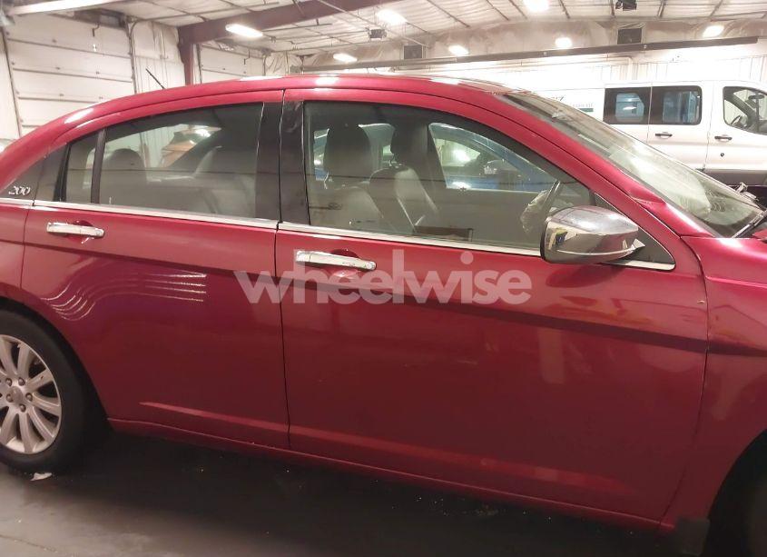 Photo 14 of 2013 Chrysler 200 LIMITED (VIN 1C3CCBCG9DN569256)