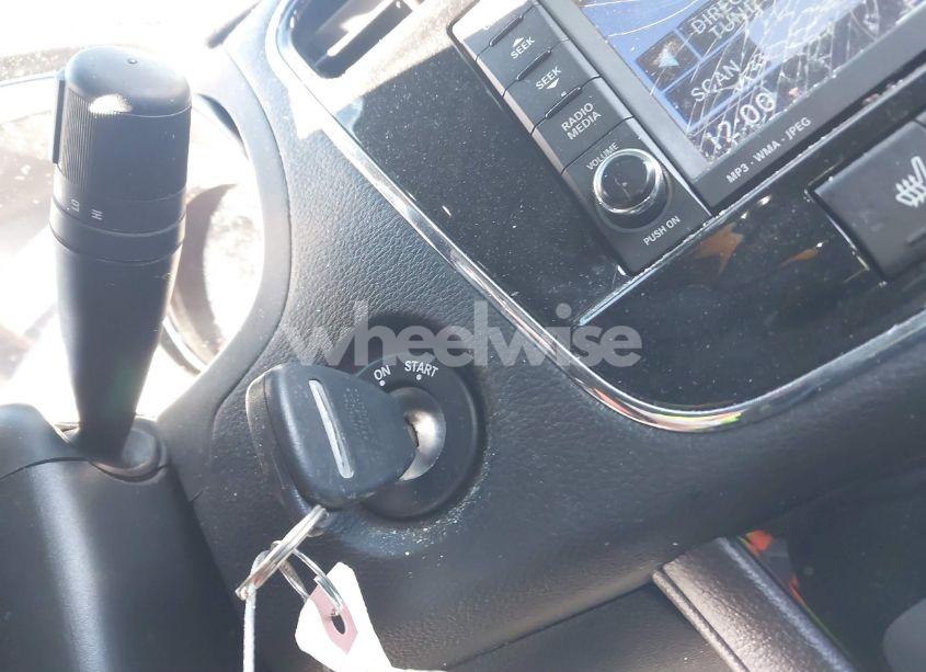 Photo 11 of 2013 Chrysler 200 LIMITED (VIN 1C3CCBCG9DN612638)