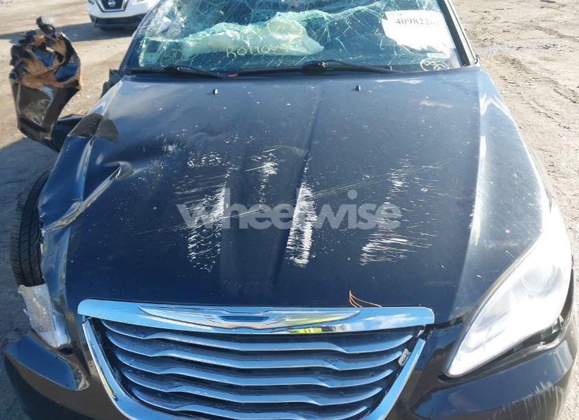 Photo 14 of 2013 Chrysler 200 LIMITED (VIN 1C3CCBCG9DN612638)