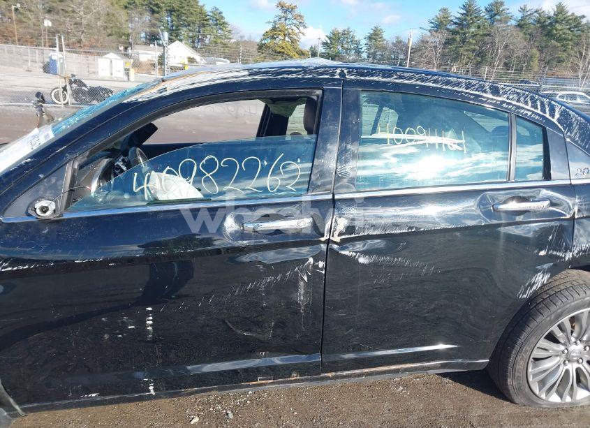 Photo 15 of 2013 Chrysler 200 LIMITED (VIN 1C3CCBCG9DN612638)