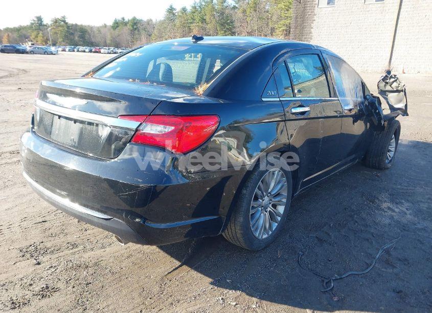 Photo 4 of 2013 Chrysler 200 LIMITED (VIN 1C3CCBCG9DN612638)