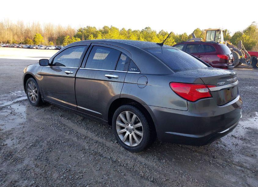 Photo 3 of 2014 Chrysler 200 LIMITED (VIN 1C3CCBCG9EN176987)