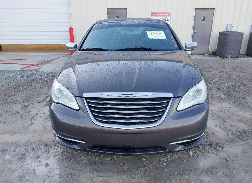 Photo 6 of 2014 Chrysler 200 LIMITED (VIN 1C3CCBCG9EN176987)