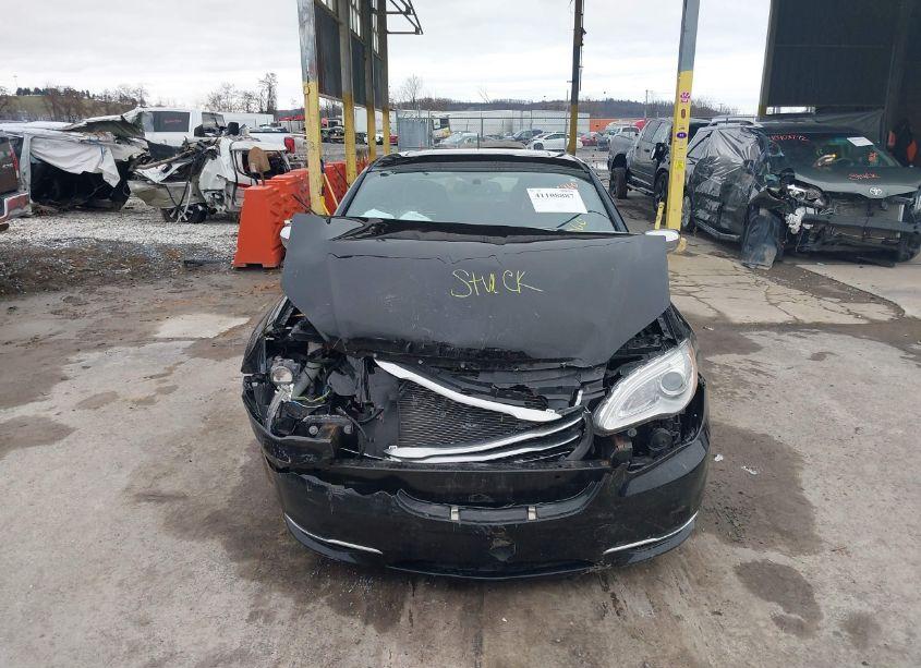 Photo 13 of 2014 Chrysler 200 LIMITED (VIN 1C3CCBCG9EN186760)