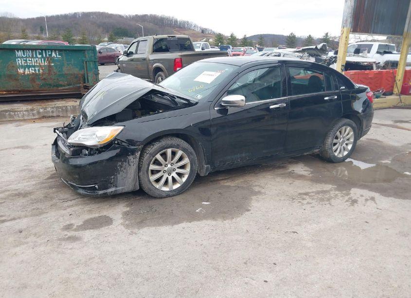 Photo 2 of 2014 Chrysler 200 LIMITED (VIN 1C3CCBCG9EN186760)