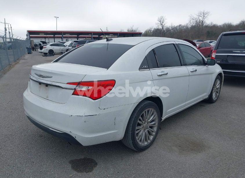 Photo 4 of 2012 Chrysler 200 LIMITED (VIN 1C3CCBCGXCN284662)