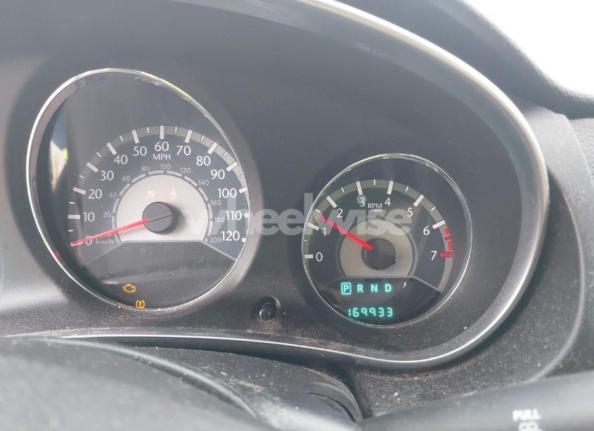 Photo 7 of 2012 Chrysler 200 LIMITED (VIN 1C3CCBCGXCN284662)