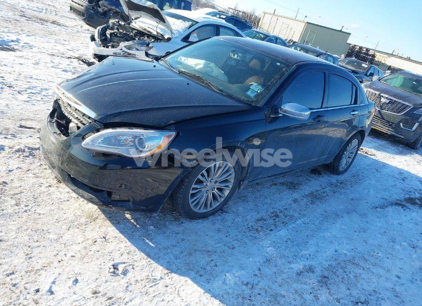 Photo 2 of 2012 Chrysler 200 LIMITED (VIN 1C3CCBCGXCN326120)