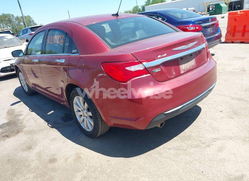 Photo 3 of 2013 Chrysler 200 LIMITED (VIN 1C3CCBCGXDN528375)