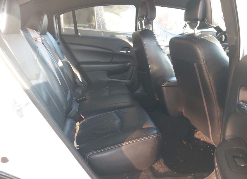 Photo 8 of 2013 Chrysler 200 LIMITED (VIN 1C3CCBCGXDN573347)