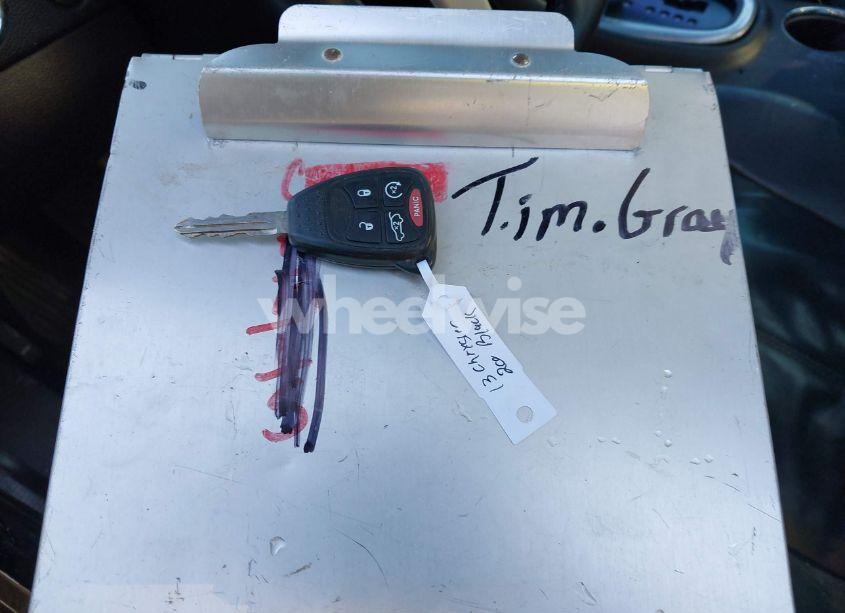 Photo 11 of 2013 Chrysler 200 LIMITED (VIN 1C3CCBCGXDN577821)