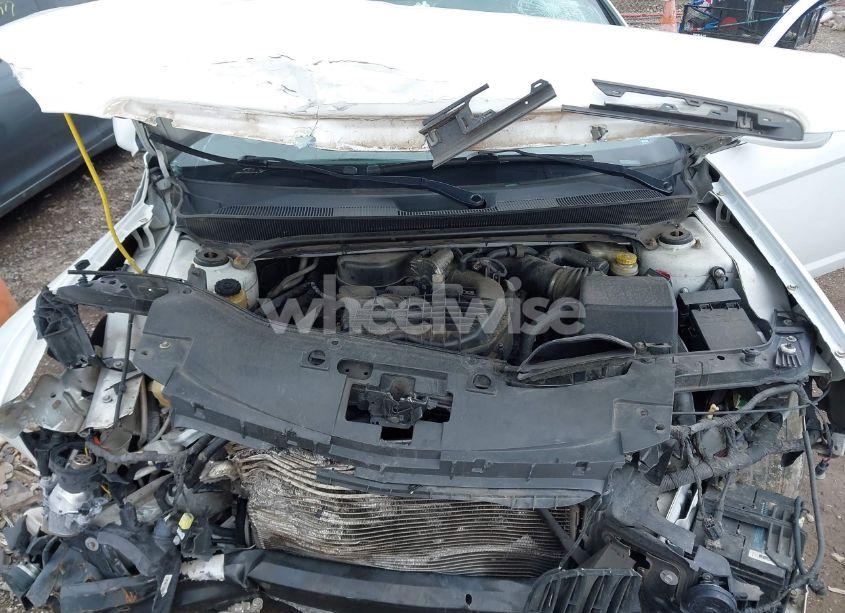 Photo 10 of 2013 Chrysler 200 LIMITED (VIN 1C3CCBCGXDN650394)