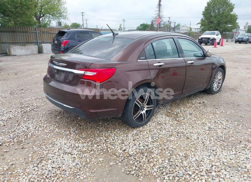Photo 4 of 2013 Chrysler 200 LIMITED (VIN 1C3CCBCGXDN724073)