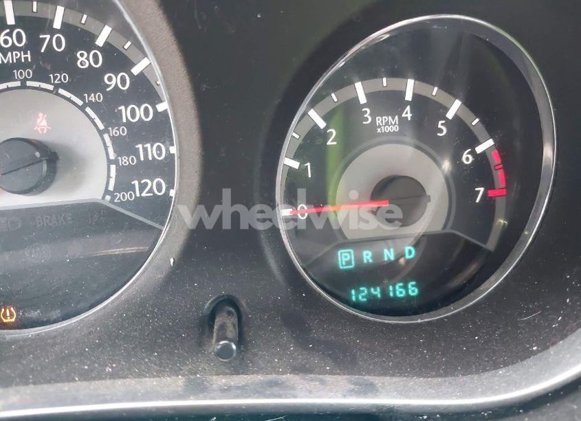 Photo 7 of 2013 Chrysler 200 LIMITED (VIN 1C3CCBCGXDN724073)