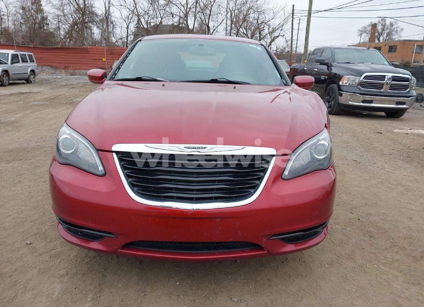 Photo 12 of 2013 Chrysler 200 LIMITED (VIN 1C3CCBCGXDN737504)