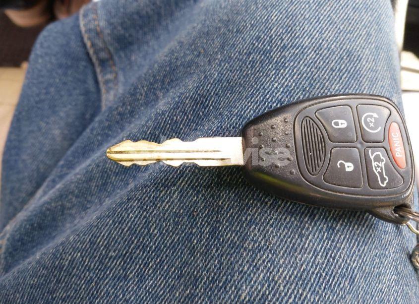 Photo 11 of 2014 Chrysler 200 LIMITED (VIN 1C3CCBCGXEN152570)