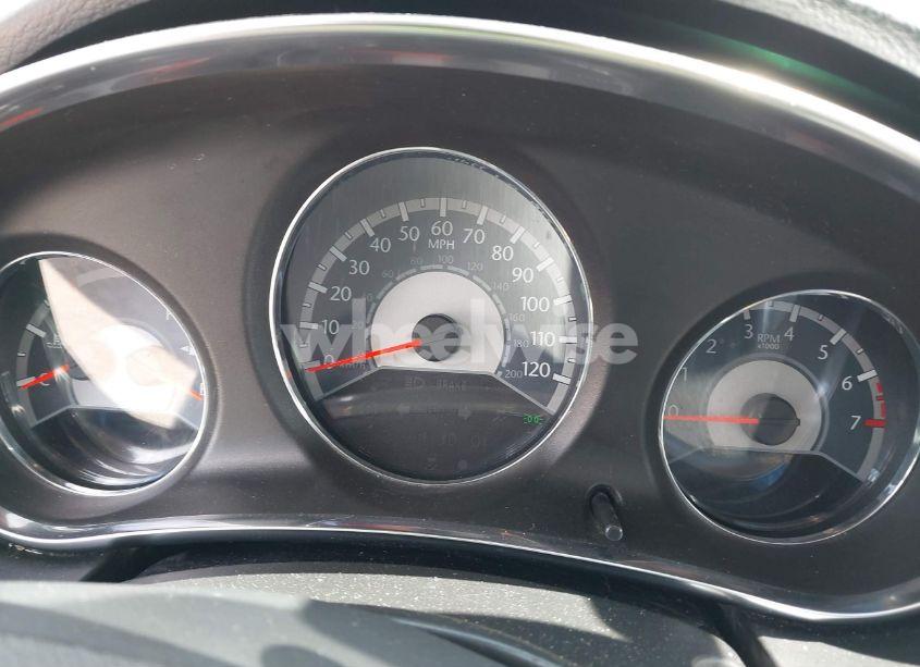 Photo 7 of 2014 Chrysler 200 LIMITED (VIN 1C3CCBCGXEN152570)