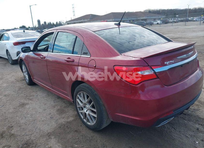 Photo 3 of 2014 Chrysler 200 LIMITED (VIN 1C3CCBCGXEN197489)