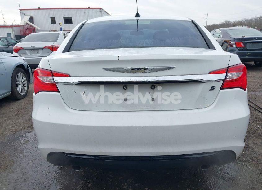 Photo 16 of 2012 Chrysler 200 S (VIN 1C3CCBHG3CN189756)