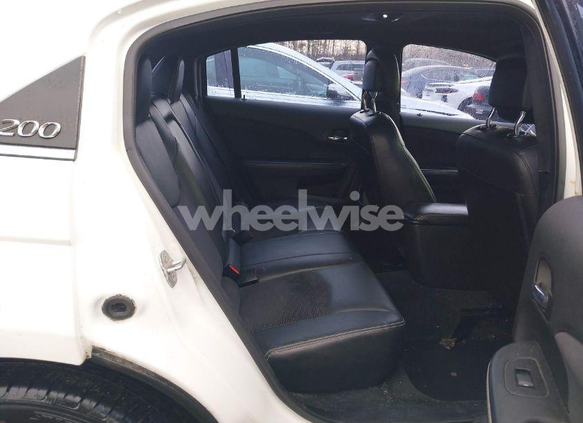 Photo 8 of 2012 Chrysler 200 S (VIN 1C3CCBHG3CN189756)