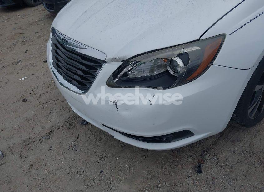 Photo 12 of 2012 Chrysler 200 S (VIN 1C3CCBHG3CN303710)
