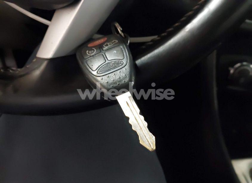 Photo 11 of 2012 Chrysler 200 S (VIN 1C3CCBHG6CN161322)