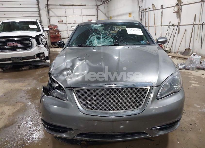 Photo 12 of 2012 Chrysler 200 S (VIN 1C3CCBHG6CN161322)