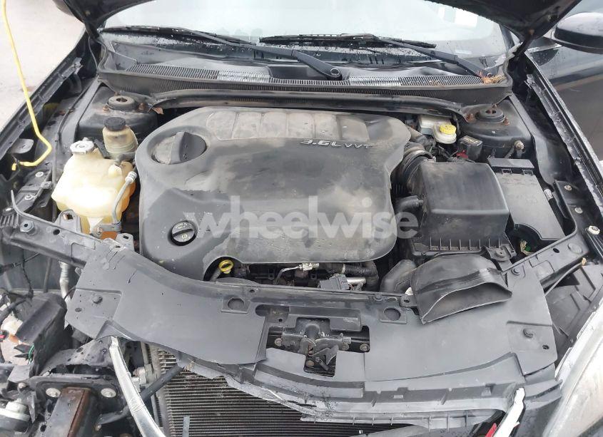 Photo 10 of 2012 Chrysler 200 S (VIN 1C3CCBHG6CN233751)