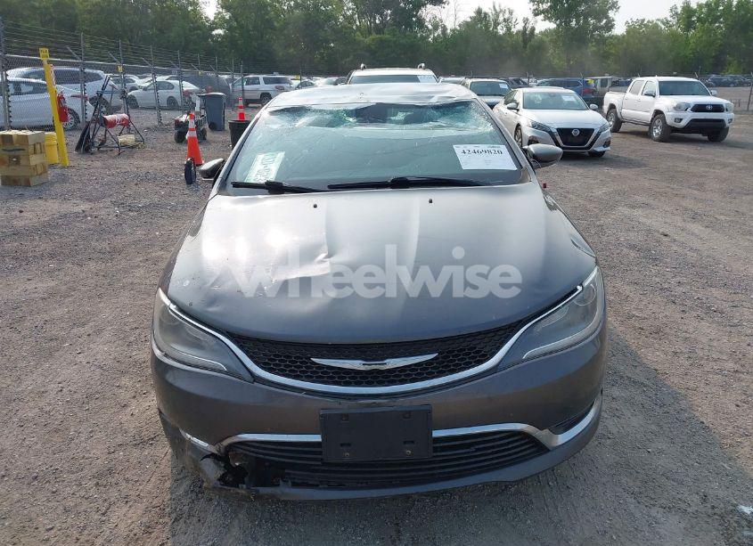 Photo 13 of 2015 Chrysler 200 LIMITED (VIN 1C3CCCAB0FN504134)