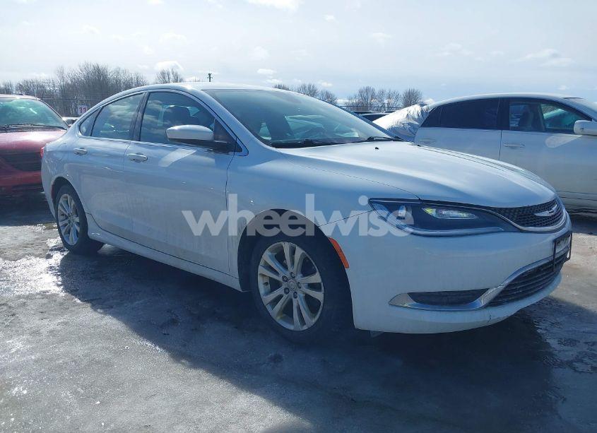 2015 Chrysler 200 LIMITED (VIN 1C3CCCAB0FN504750) main photo
