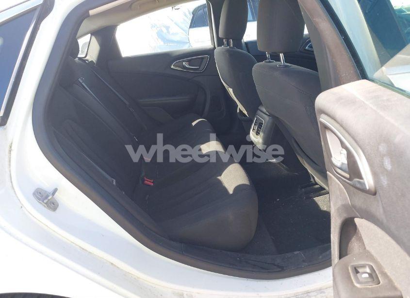 Photo 8 of 2015 Chrysler 200 LIMITED (VIN 1C3CCCAB0FN504750)