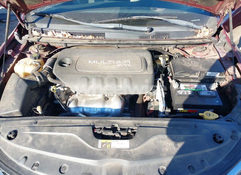 Photo 10 of 2015 Chrysler 200 LIMITED (VIN 1C3CCCAB0FN531642)