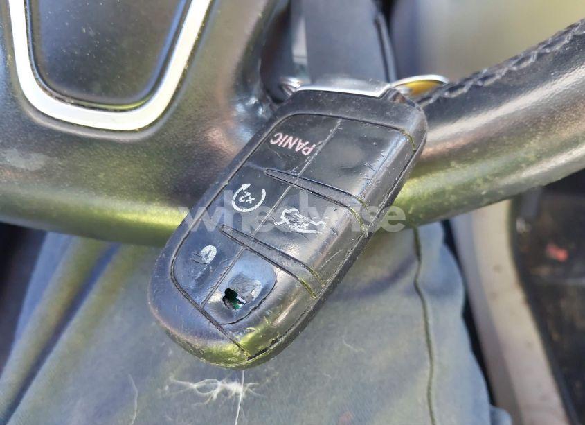 Photo 11 of 2015 Chrysler 200 LIMITED (VIN 1C3CCCAB0FN531642)