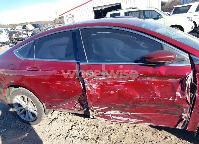 Photo 14 of 2015 Chrysler 200 LIMITED (VIN 1C3CCCAB0FN531642)