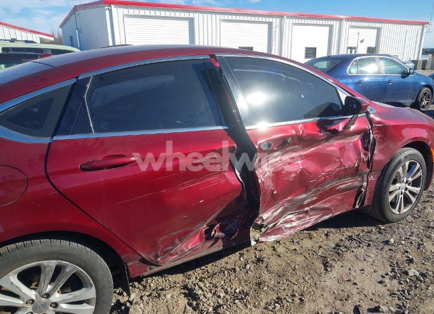 Photo 6 of 2015 Chrysler 200 LIMITED (VIN 1C3CCCAB0FN531642)