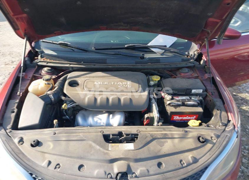 Photo 10 of 2015 Chrysler 200 LIMITED (VIN 1C3CCCAB0FN535755)