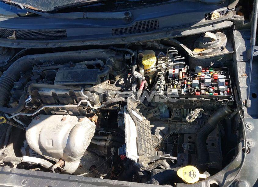 Photo 6 of 2015 Chrysler 200 LIMITED (VIN 1C3CCCAB0FN560235)