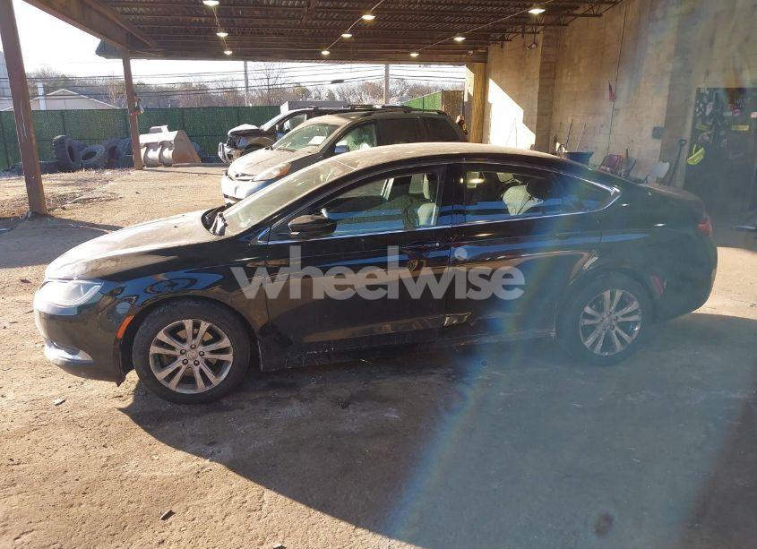 Photo 14 of 2015 Chrysler 200 LIMITED (VIN 1C3CCCAB0FN564429)