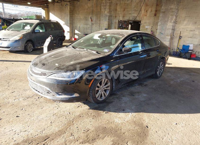 Photo 2 of 2015 Chrysler 200 LIMITED (VIN 1C3CCCAB0FN564429)