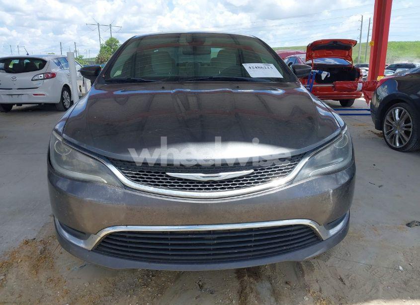 Photo 6 of 2015 Chrysler 200 LIMITED (VIN 1C3CCCAB0FN575351)