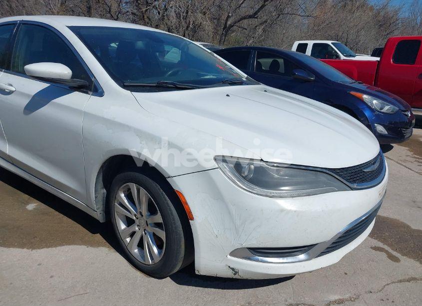 Photo 6 of 2015 Chrysler 200 LIMITED (VIN 1C3CCCAB0FN578220)