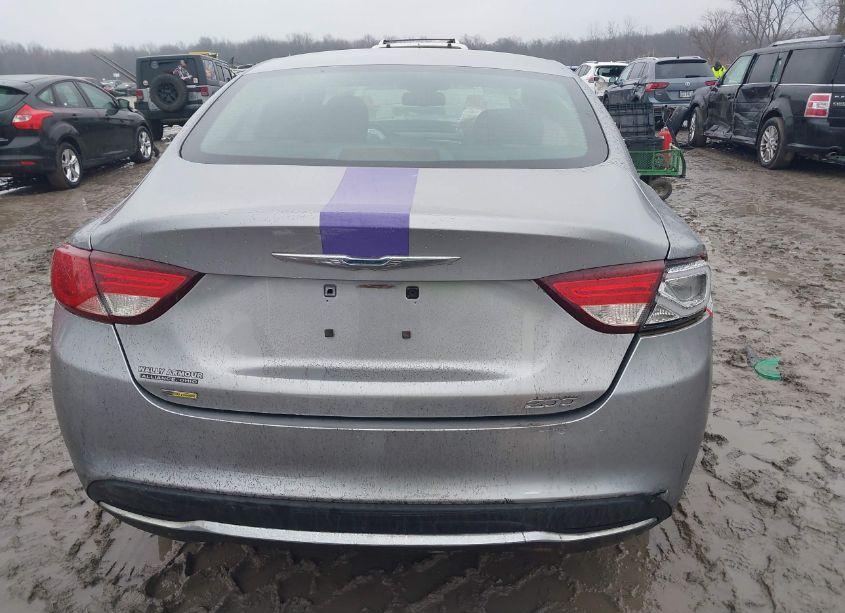 Photo 16 of 2015 Chrysler 200 LIMITED (VIN 1C3CCCAB0FN580050)